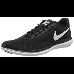 NIKE Women’s Flex 2016 Run